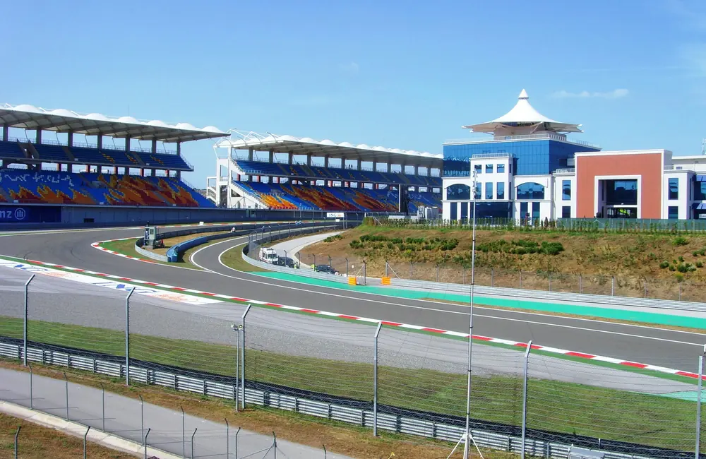 Pit lane exit merging with the circuit at Istanbul Park